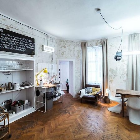 A Szoba Apartman Pécs Exterior foto
