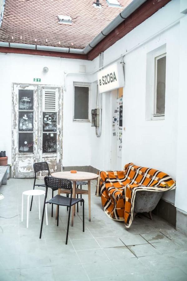 A Szoba Apartman Pécs Exterior foto